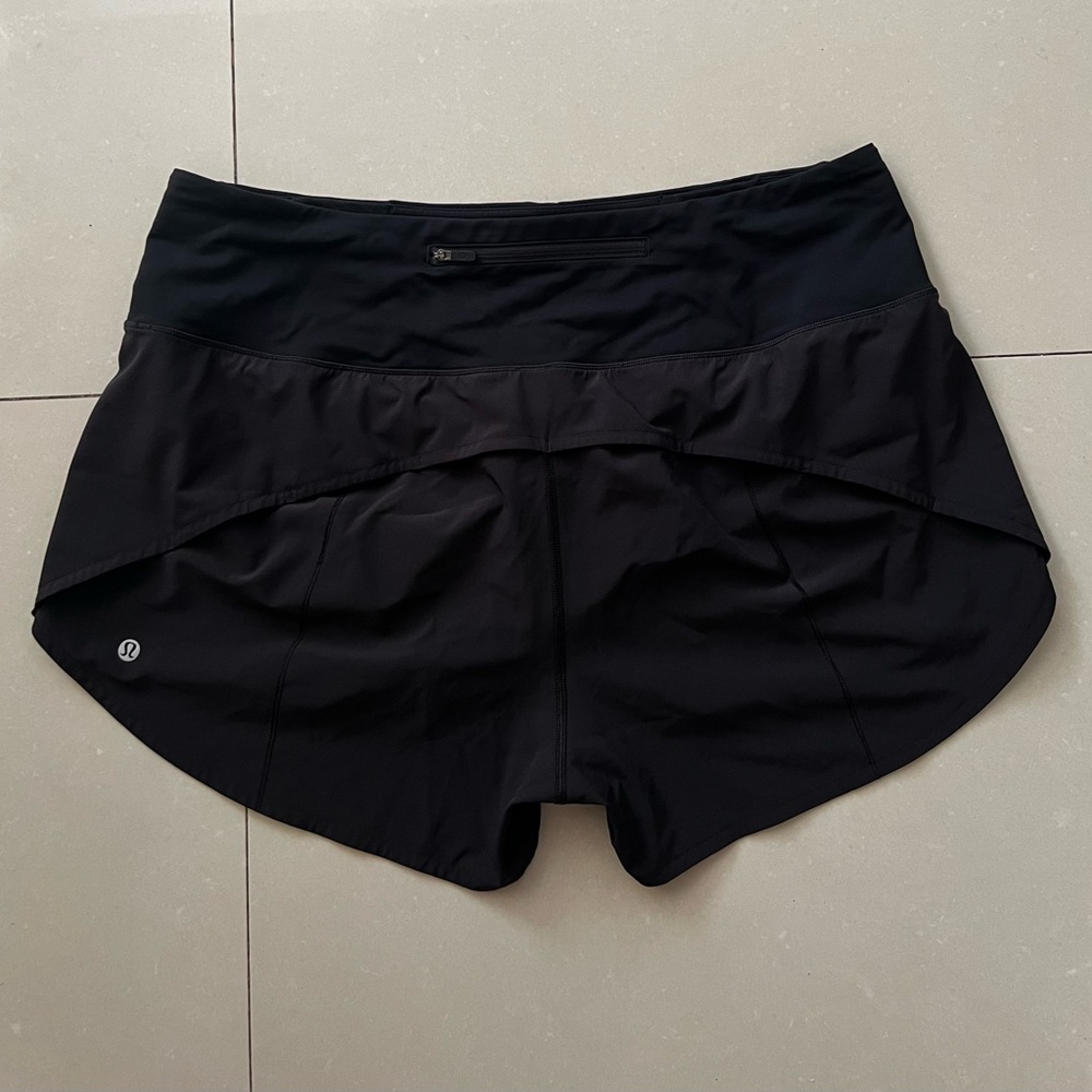 lululemon athletica Women's Black Athletic Shorts - Picture 3 of 3